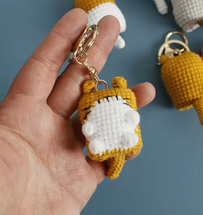 Cute Ginger Cat Knitted Keychain